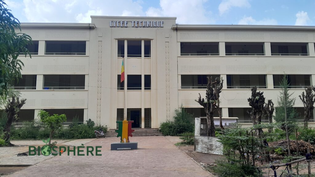 PHOTO PRISE PAR BIOPHERE LE 25 AOUT 2025 AU LYCEE TECHNIQUE DE BAMAKO