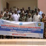 Une photo de famille prise lors de lancement du projet d’appui aux initiatives d’alternatives au bois-énergie au Mali